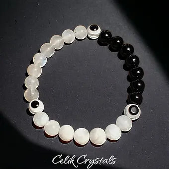 Evil Eye Bracelet with Moonstone labradorite and Onyx