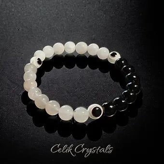 Evil Eye Bracelet with Moonstone labradorite and Onyx 