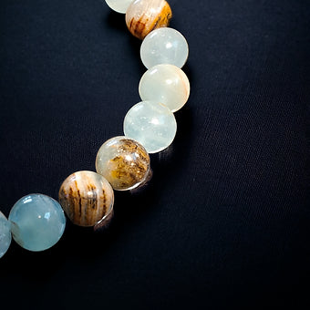 Blue onyx bracelet stretches unisex fit